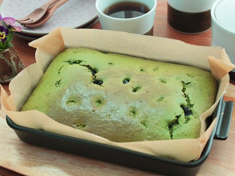 グリラーで、HMで作る　黒豆入り抹茶パウンドケーキ